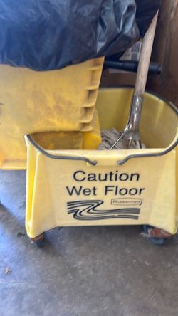 Mop bucket