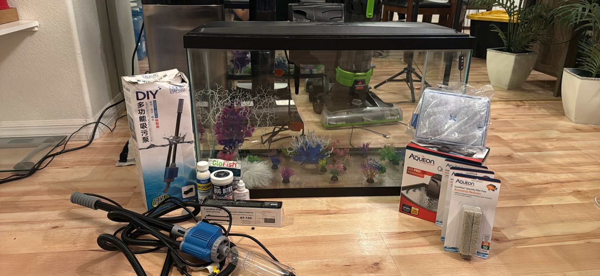 30 Gallon Fish Tank With All Set Up Acessories