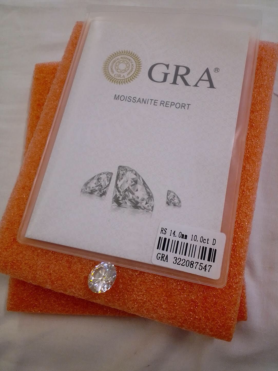 10 CT’s Mossinit Diamond With Gra Certificate