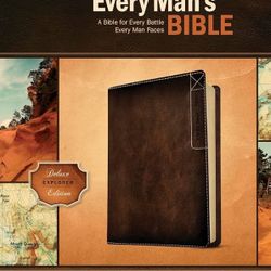 Every Man's Bible: New Living Translation, Deluxe Explorer Edition (LeatherLike, Brown) 