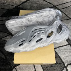 Adidas Yeezy Foam Runner Mx Granite Size 11