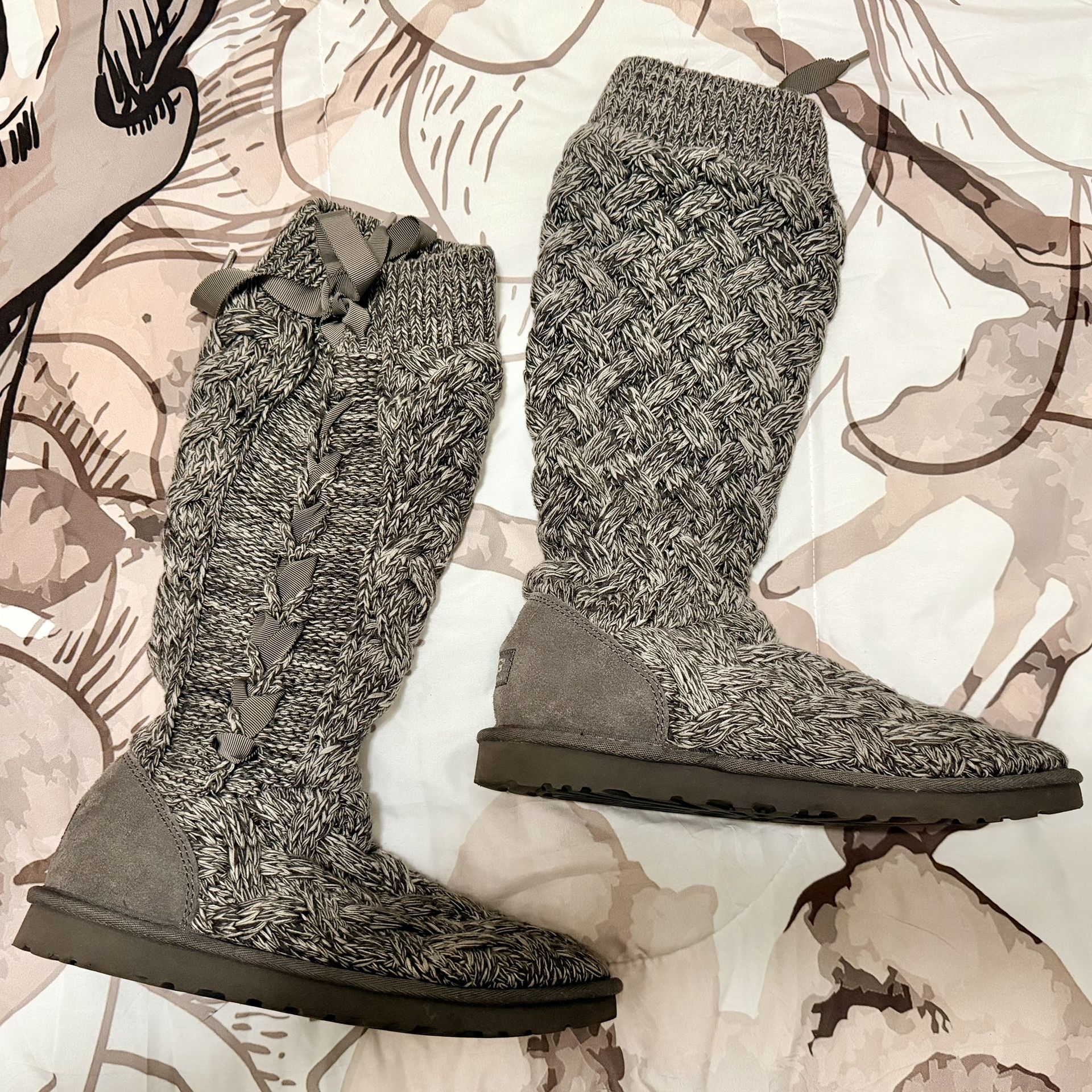 Uggs Mahalya Knitted Boot Size 8 & 9