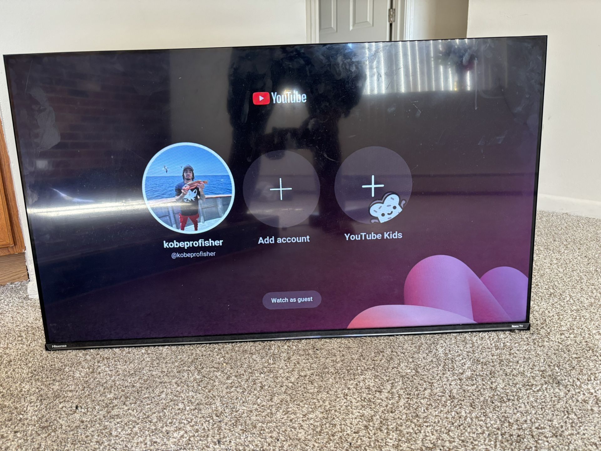 Roku Tv 43 Inch and extremely loud 35 inch sound bar