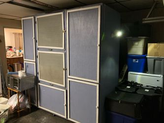 Free closet