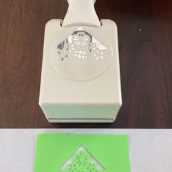 Martha Stewart Floral Flowers Corner Paper Punch