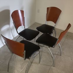 Black Cushioned  Wood Back Dining Chairs 