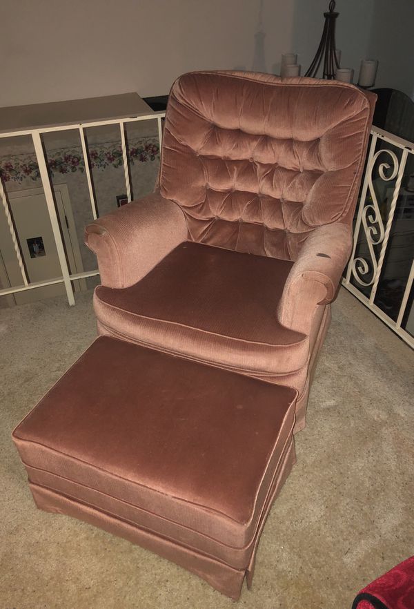 Chair and foot stool for Sale in Spokane, WA - OfferUp
