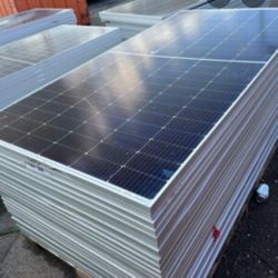 🔋 405W Solar Panel – Excellent Condition