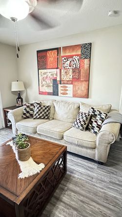Living Room Set (Sofa Bed, Loveseat, Tables, & Lamps)