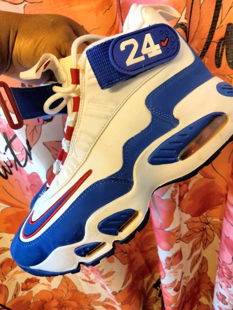 Nike