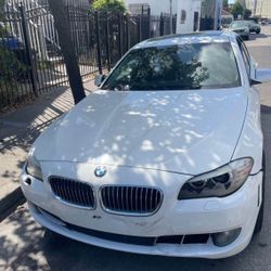 2011 BMW 528i