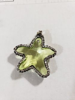 Crystal Starfish with Crystal Outline