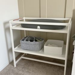 Baby changing table