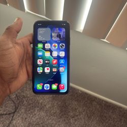 Clean iPhone 11 Unlocked 