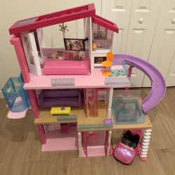 Barbie Dreamhouse/ Three Story Dreamhouse