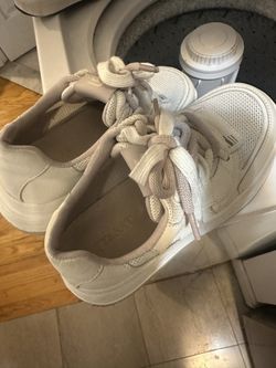 LA Hearts Women's Sneakers - Size 5