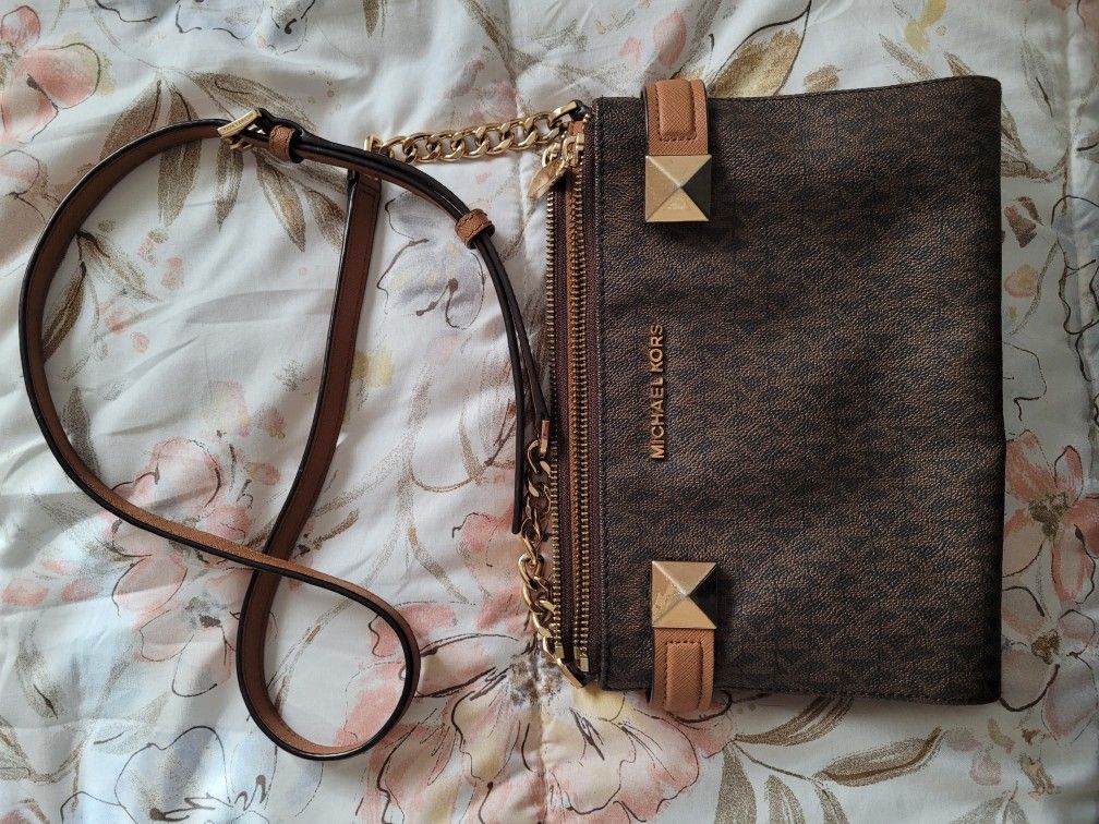 Michael Kors Leather Hanbag