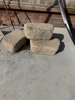 Retaining wall block
