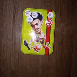 Trae Young (Super Sports Collection Tin)26 Mint Condition Hit Cards