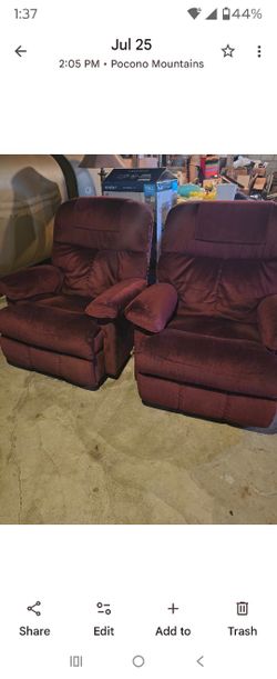 Recliner Chairs