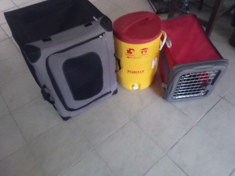 Misc , Jug , Pet Carriers