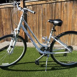 Women’s LIV Comfort Bike