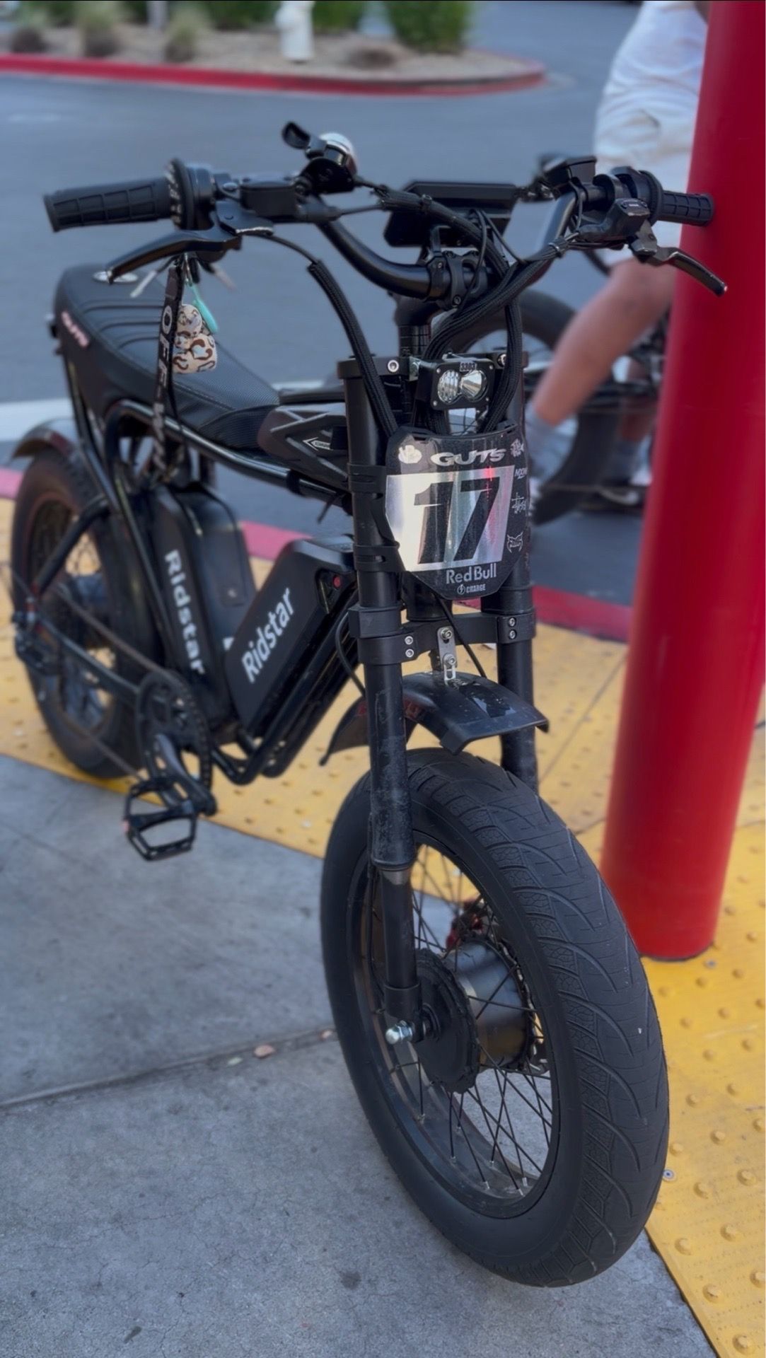 Dual Battery Ridstar (Send Offers)