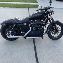 2012 Harley Davidson 883