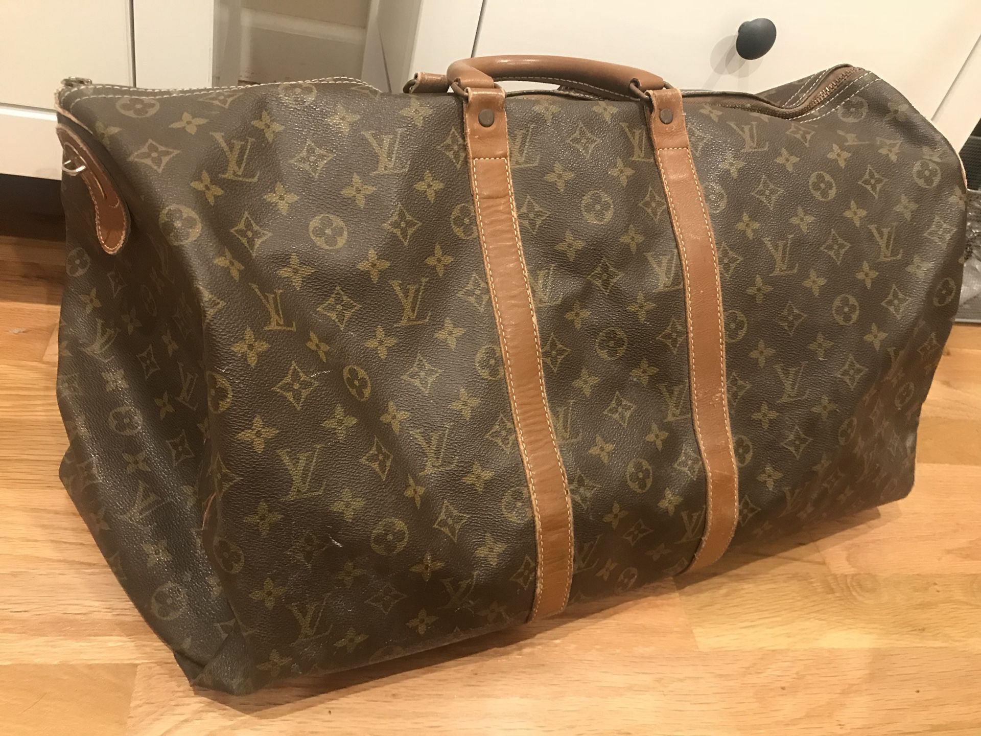 Louis Vuitton Duffle Bag for Sale in Brooklyn, NY - OfferUp