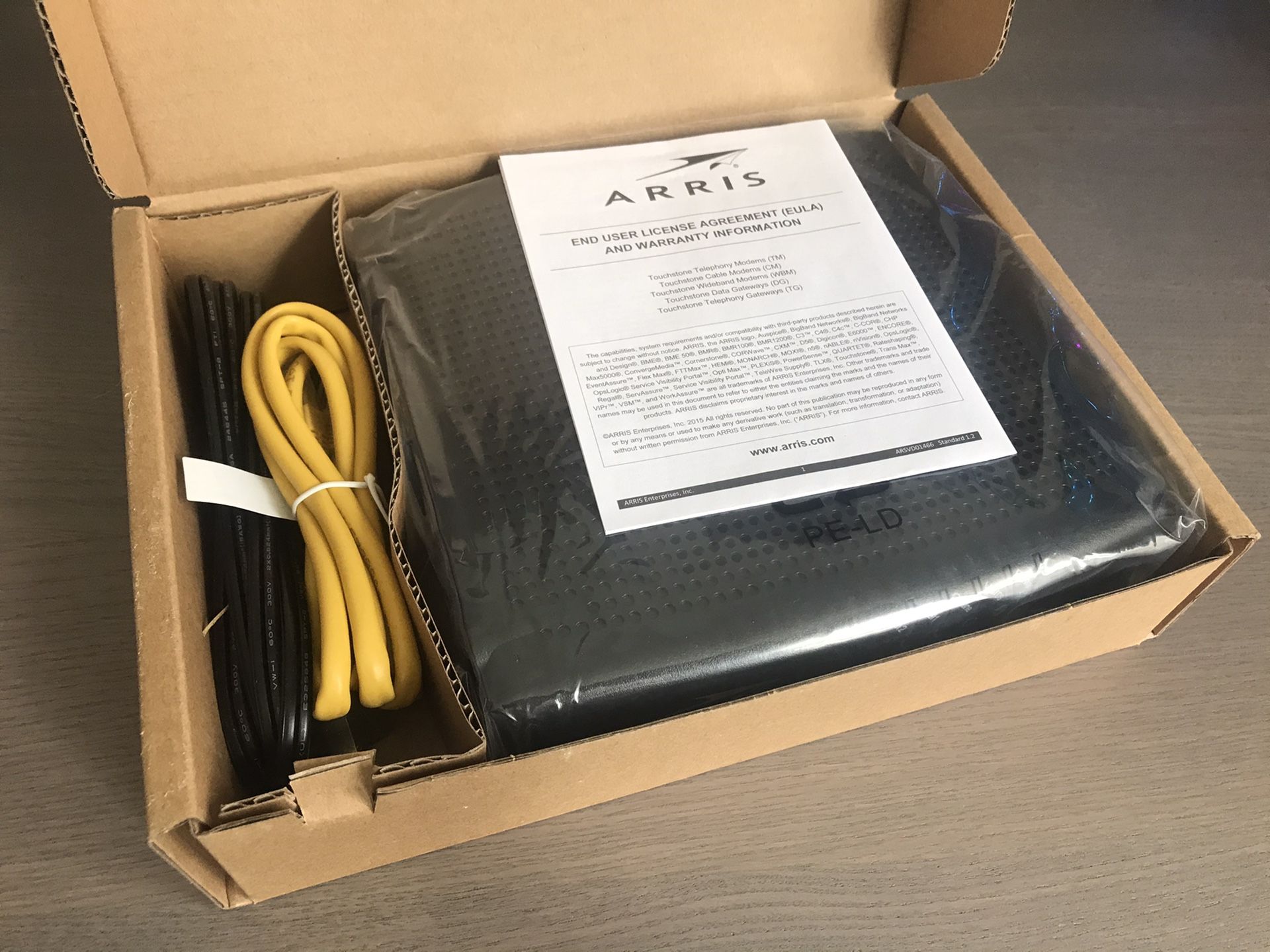 ARRIS TM1602 Cable modem