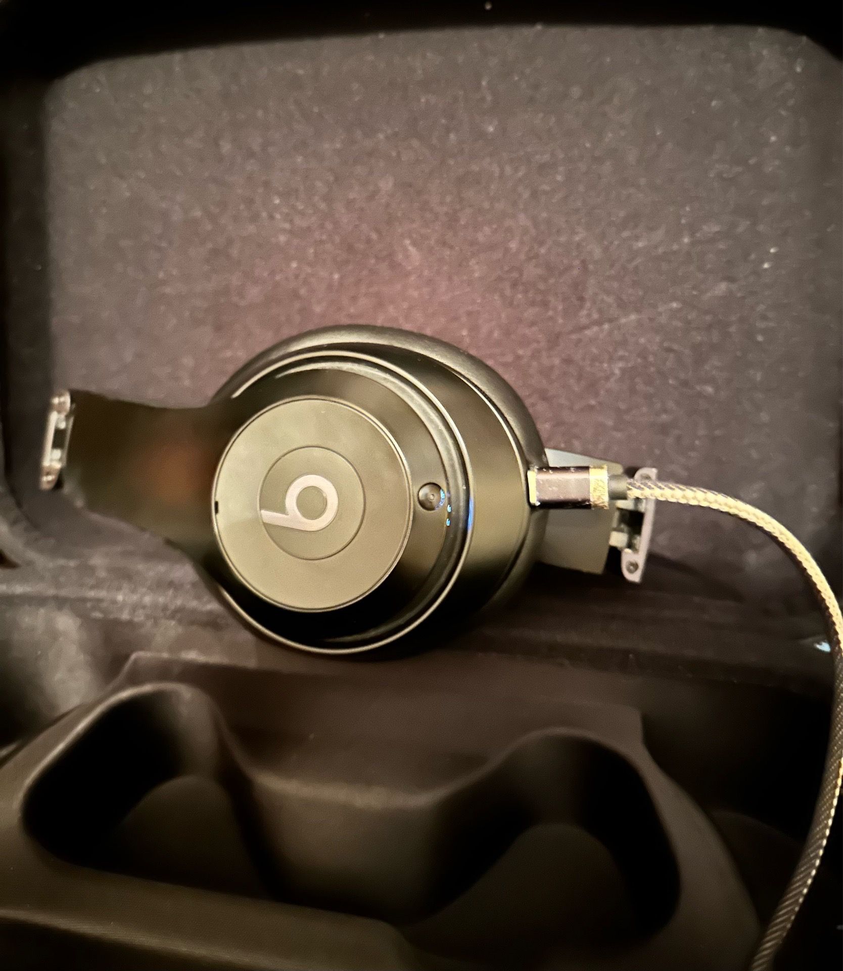 Beats Studio Pro