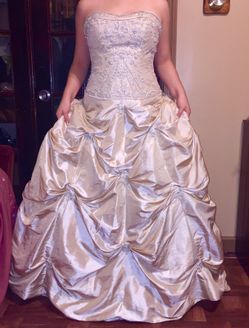 Alfred Angelo Gorgeous Gown org.$600+ Sz.7/8