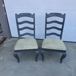 2 free chairs