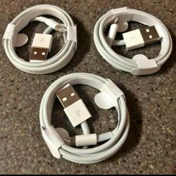 Brand New - PACK OF 3 Apple chargers - iPhone / iPad / iPod /AirPods
