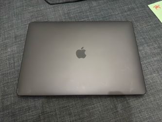 MacBook Pro 15” with Touch Bar, Touch ID