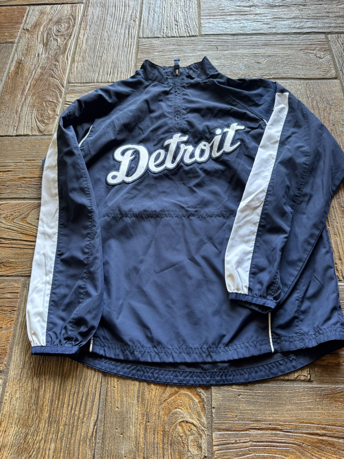 Detroit Tigers Youth Size Medium