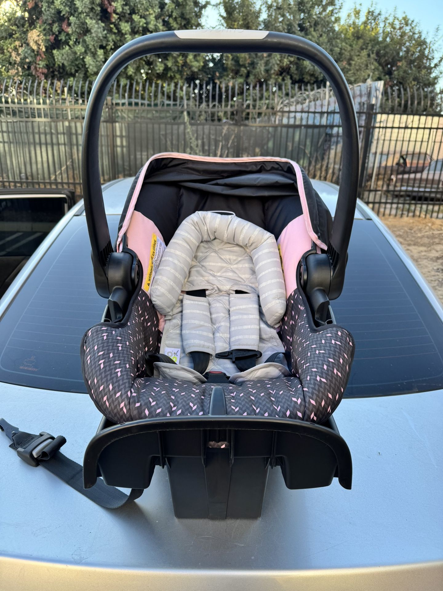 Evenflo Infant Car seat