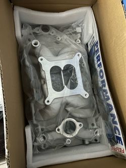 SUM-226060 305 Chevy Intake & Gasket