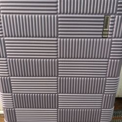 American Tourister Large