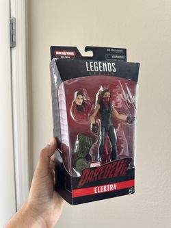 Marvel Legends Elektra Figure