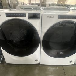 Whirlpool Washer And Dryer Electric New 1 Yr Warranty 