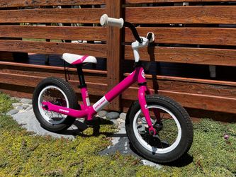 Novara balance bike