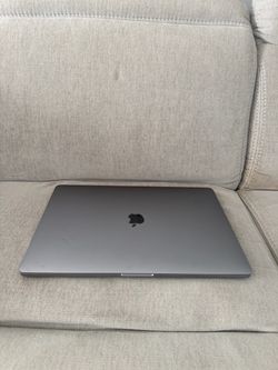 MacBook Pro 16” 2.6ghz i7 1Tb ssd 32gb ram , new battery