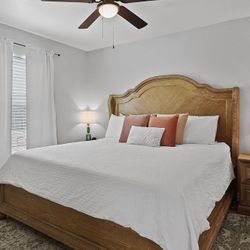 King Bed Frame - Will Take Best Offer 