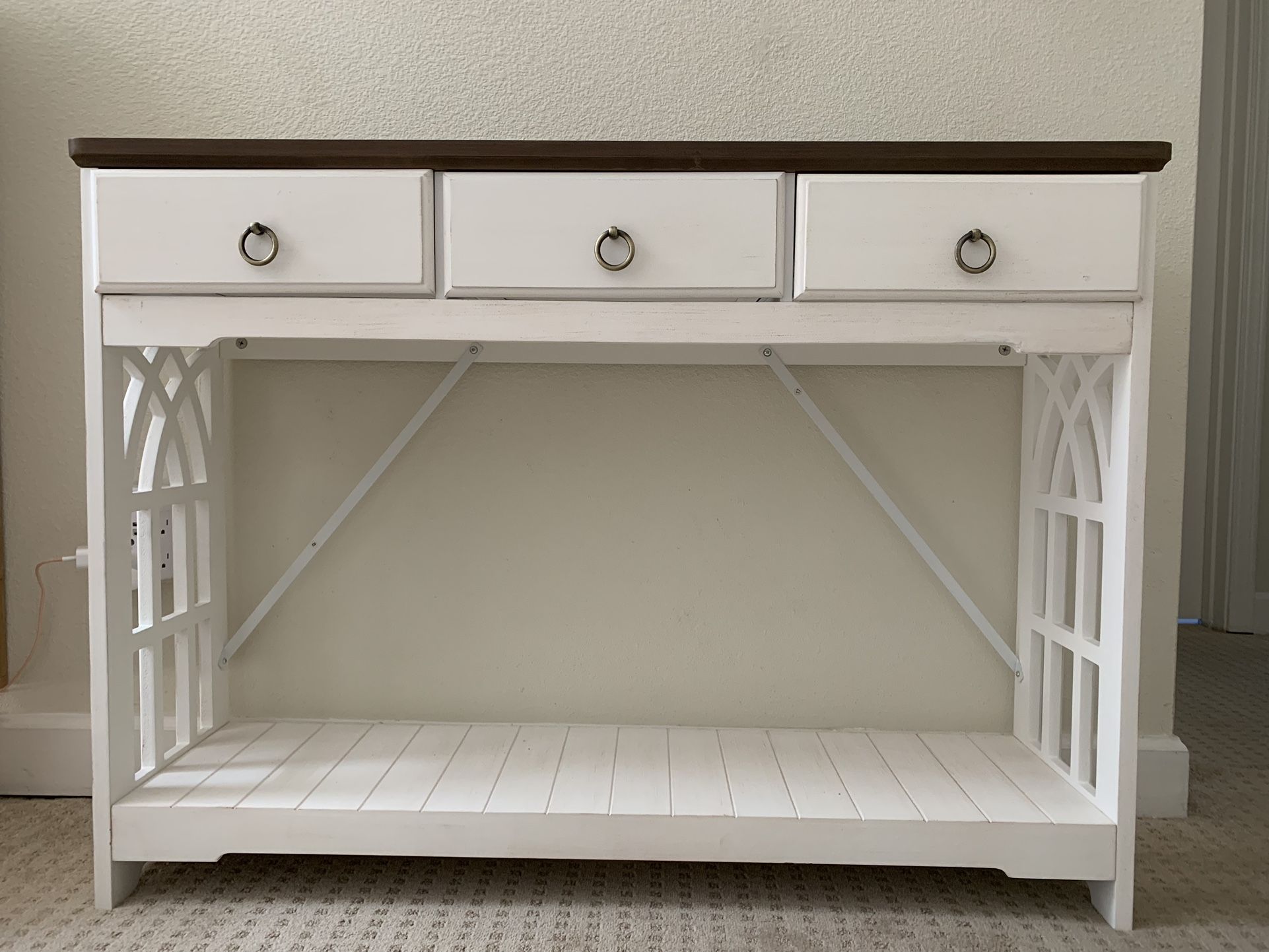 new Rustic Farmhouse Entryway Table With Drawers