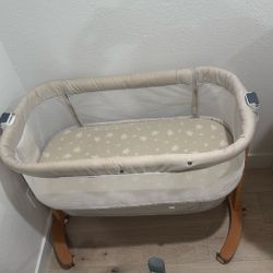 New Born Bassinet