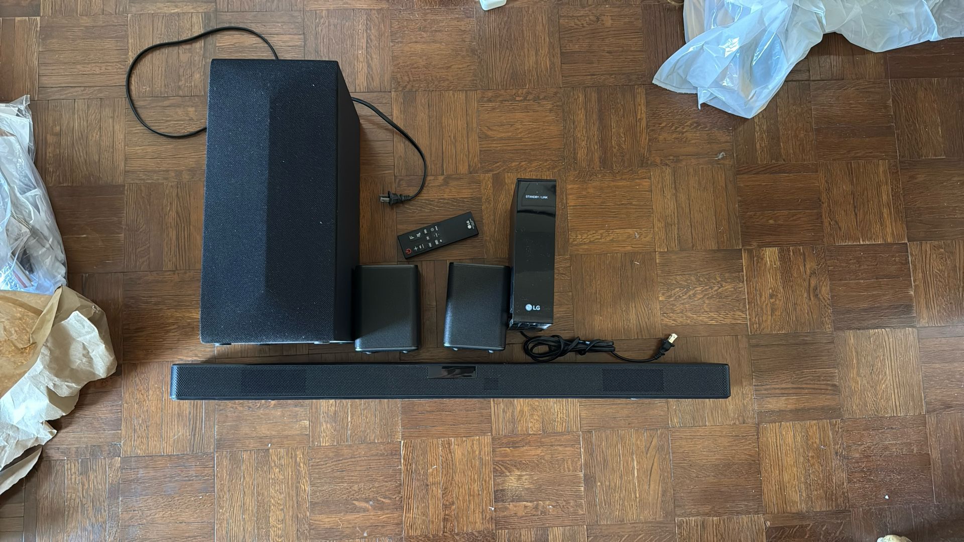 LG Sound Bar Complete