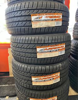 265/35ZR22 Set Of 4 Arroyo New Tires