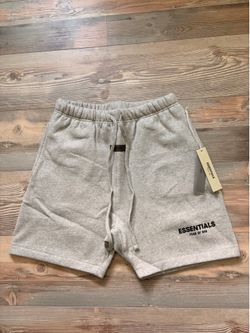 essentials, fear of God size medium
