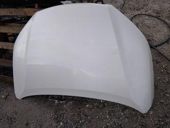 2018 Toyota hood